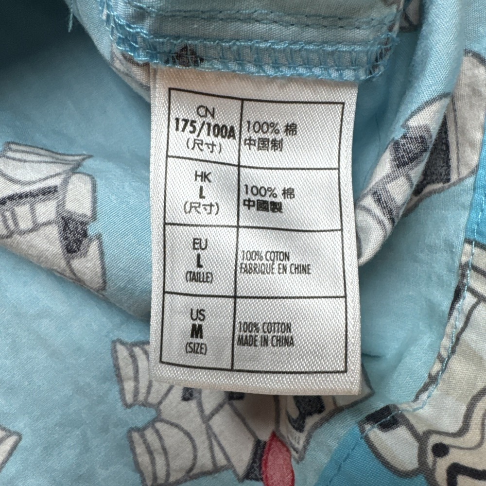 Disney Parks EXCLUSIVE Star Wars Stormtrooper Blue‎ Button Down Shirt Sz Medium - Picture 5 of 7